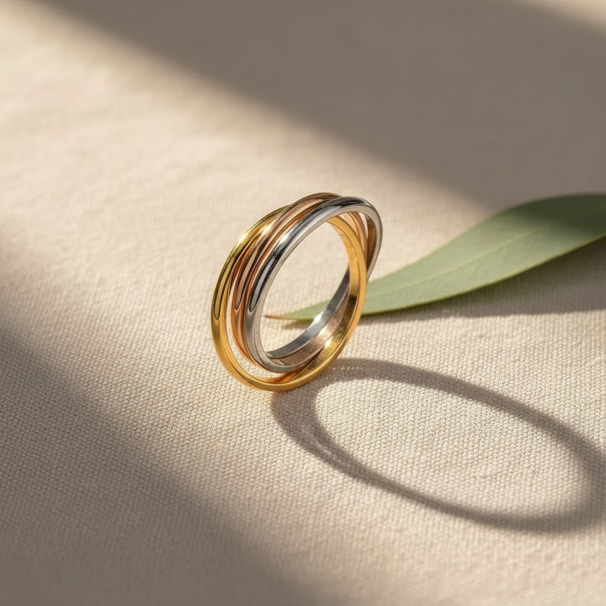 Luma Spin Rings™ : Quiet luxury for busy minds