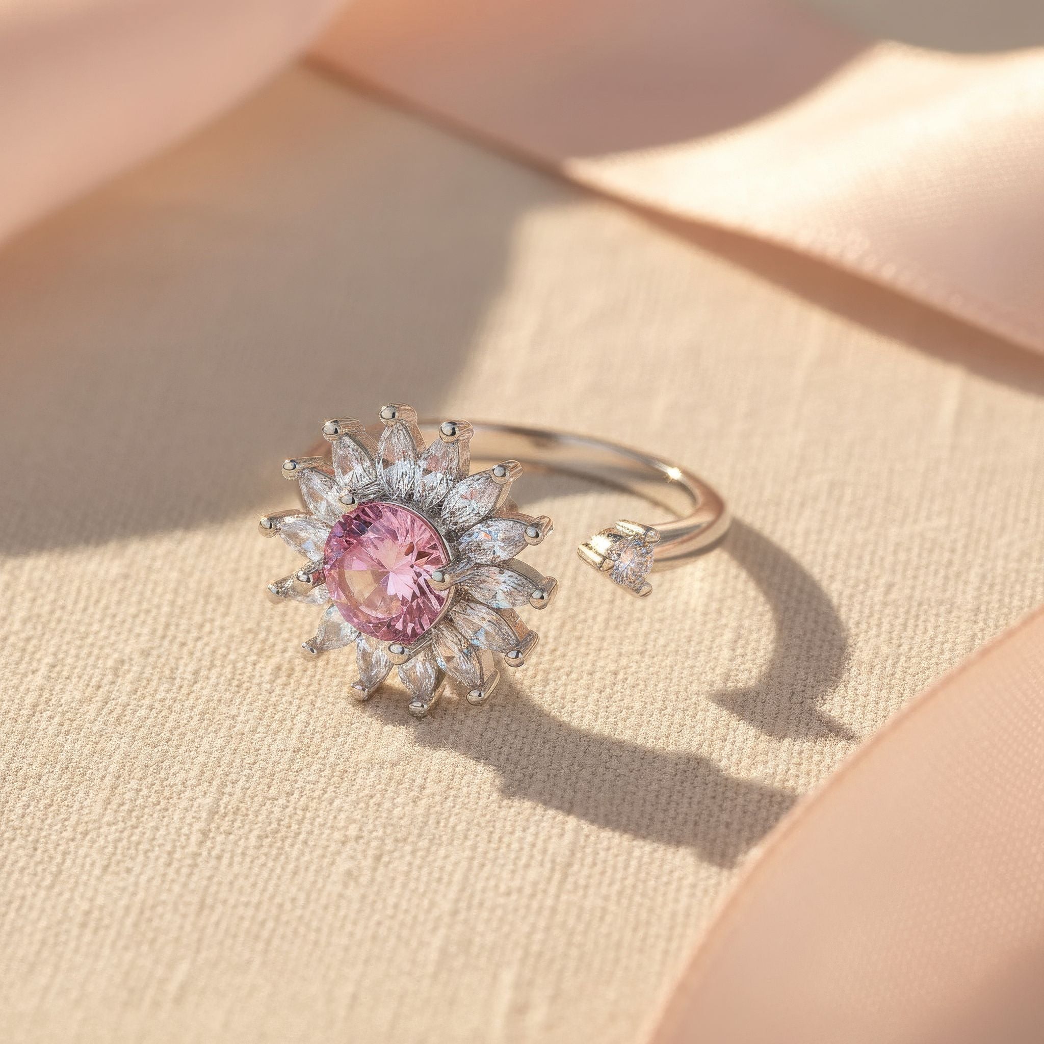 Luma Spin Rings™ : Quiet luxury for busy minds